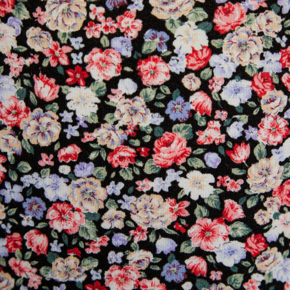 Лонгслив Granny ( Цвет Чёрный с розами )