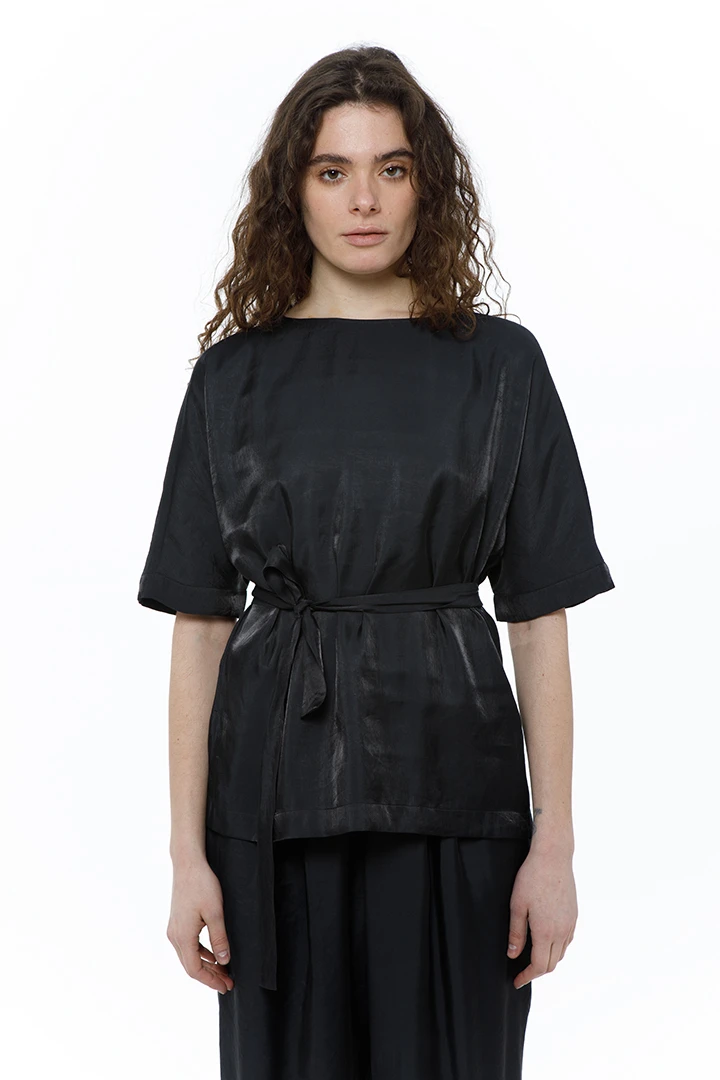 Блузка Tilda (Цвет Чёрный, Размер 44/S, Состав 100% вискоза)