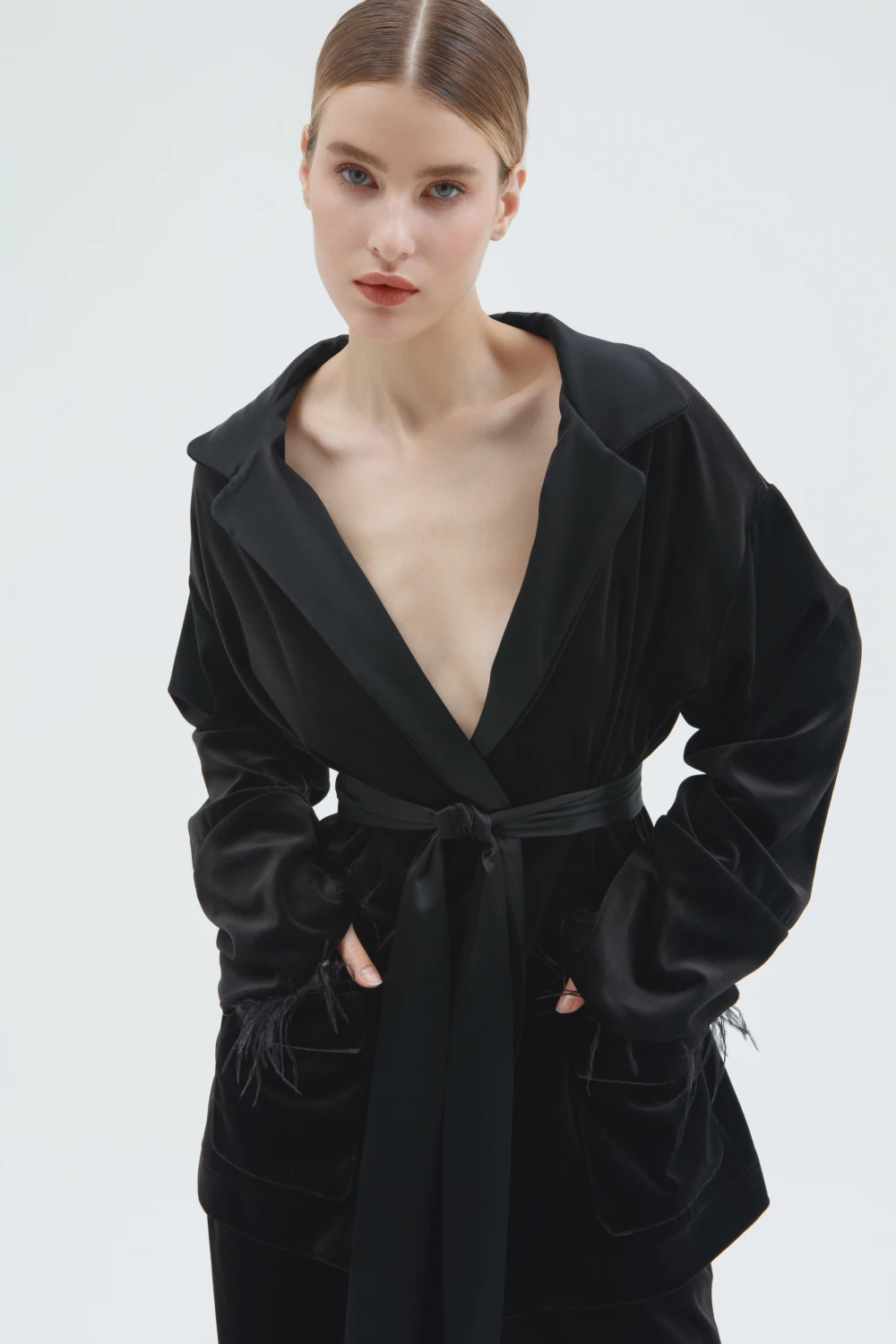 Костюм Izra (Цвет Чёрный, Размер S, Состав 65% шёлк, 33% вискоза, 2% эластан)